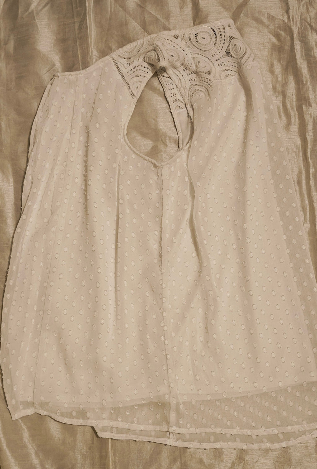 christopher & banks women's white sleeveless tank top size M cottage peated front