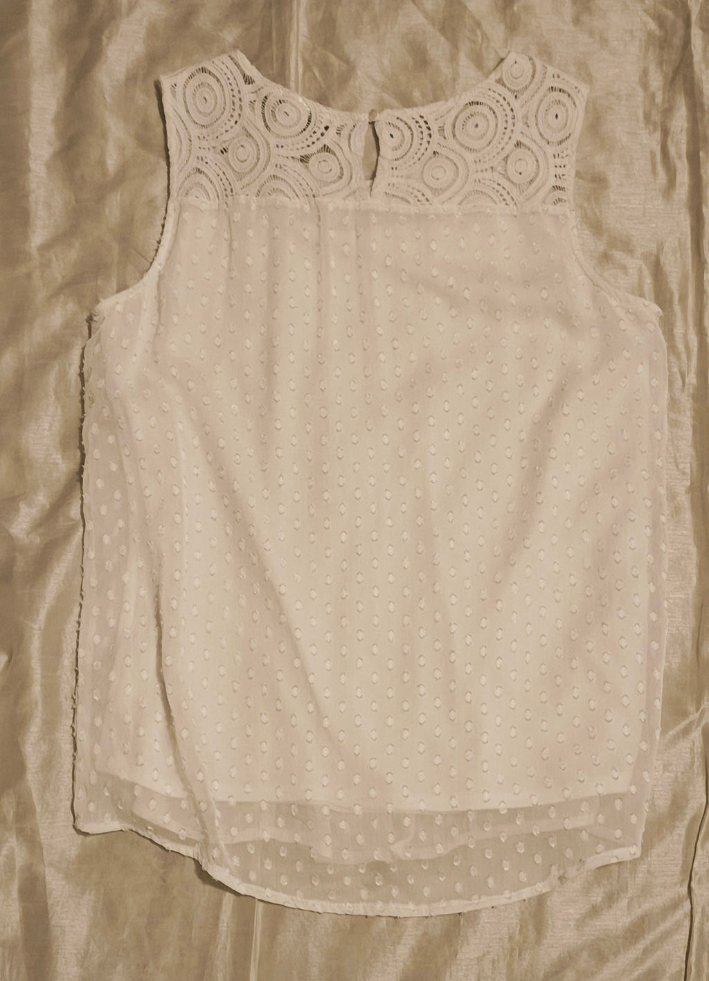 christopher & banks women's white sleeveless tank top size M cottage peated front