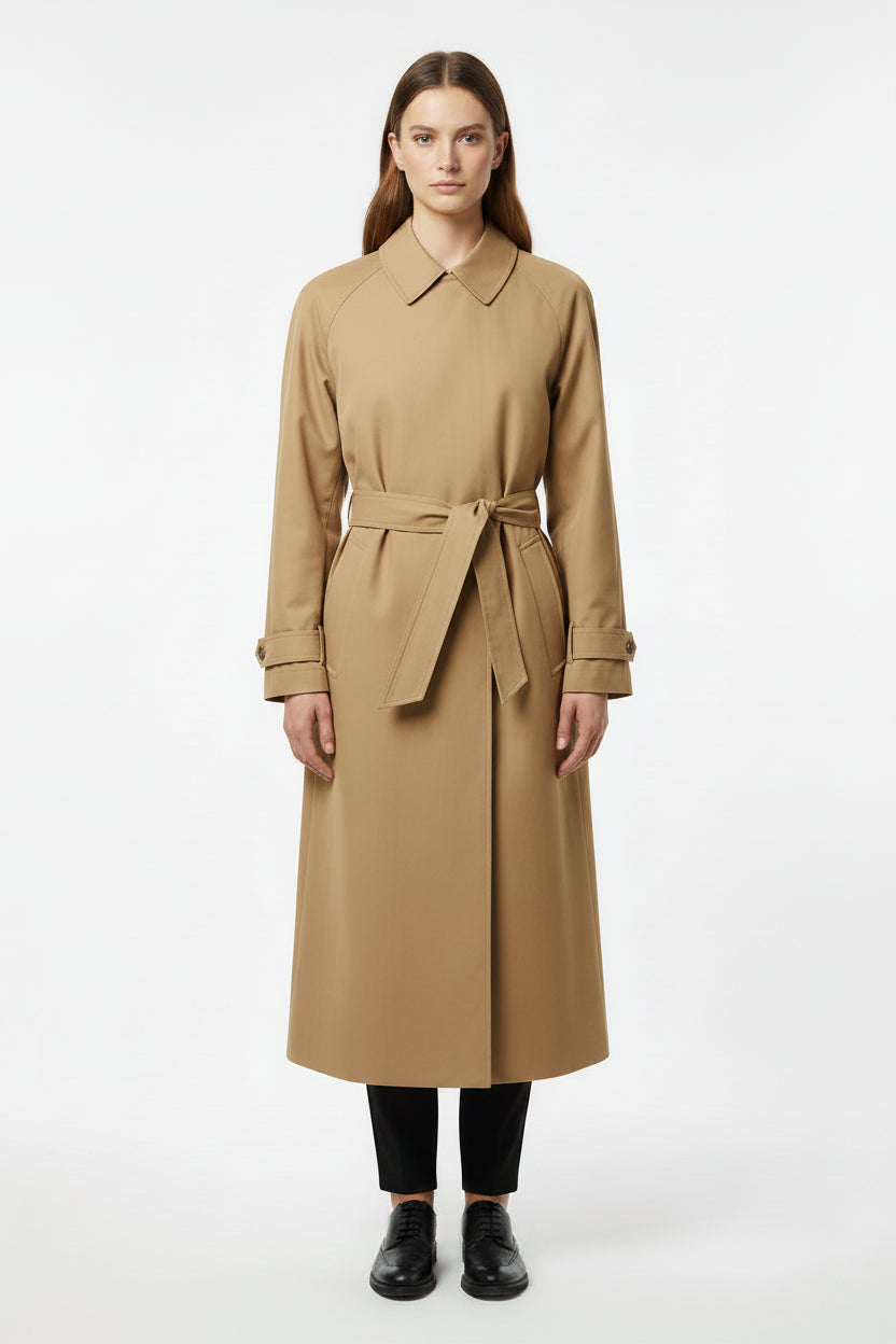 Women beige London Fog trench coat size 12 regular with detachable lining with belt