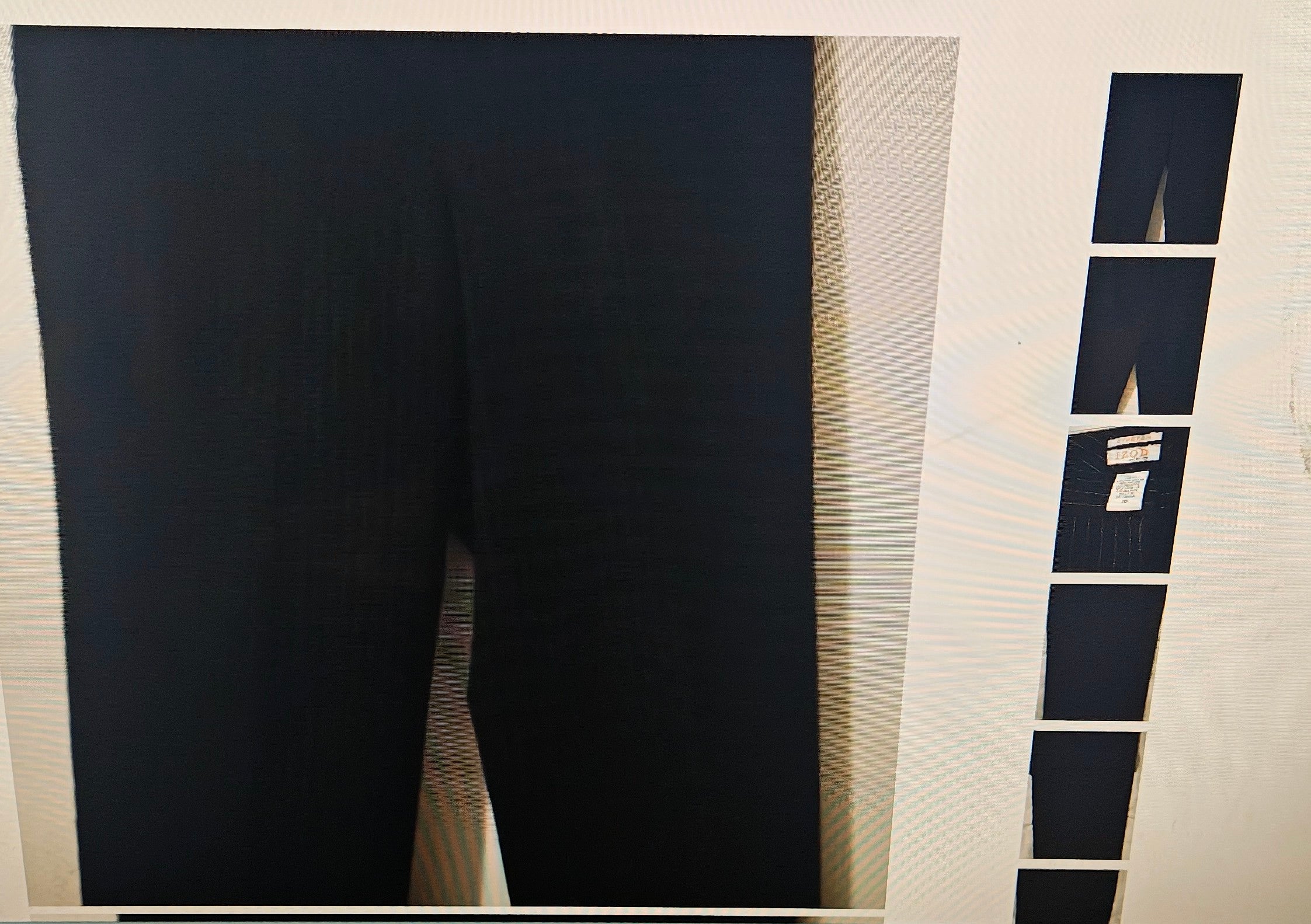Izod XFG women's black/white strip capri size 10 goth grunge boho work wear