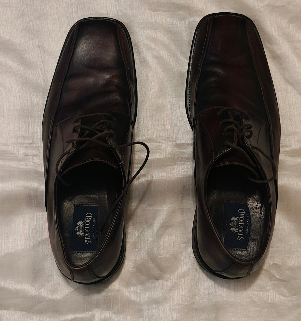 Stafford Handcrafted laced men's squared toe leather brown dress shoes size 13.5 